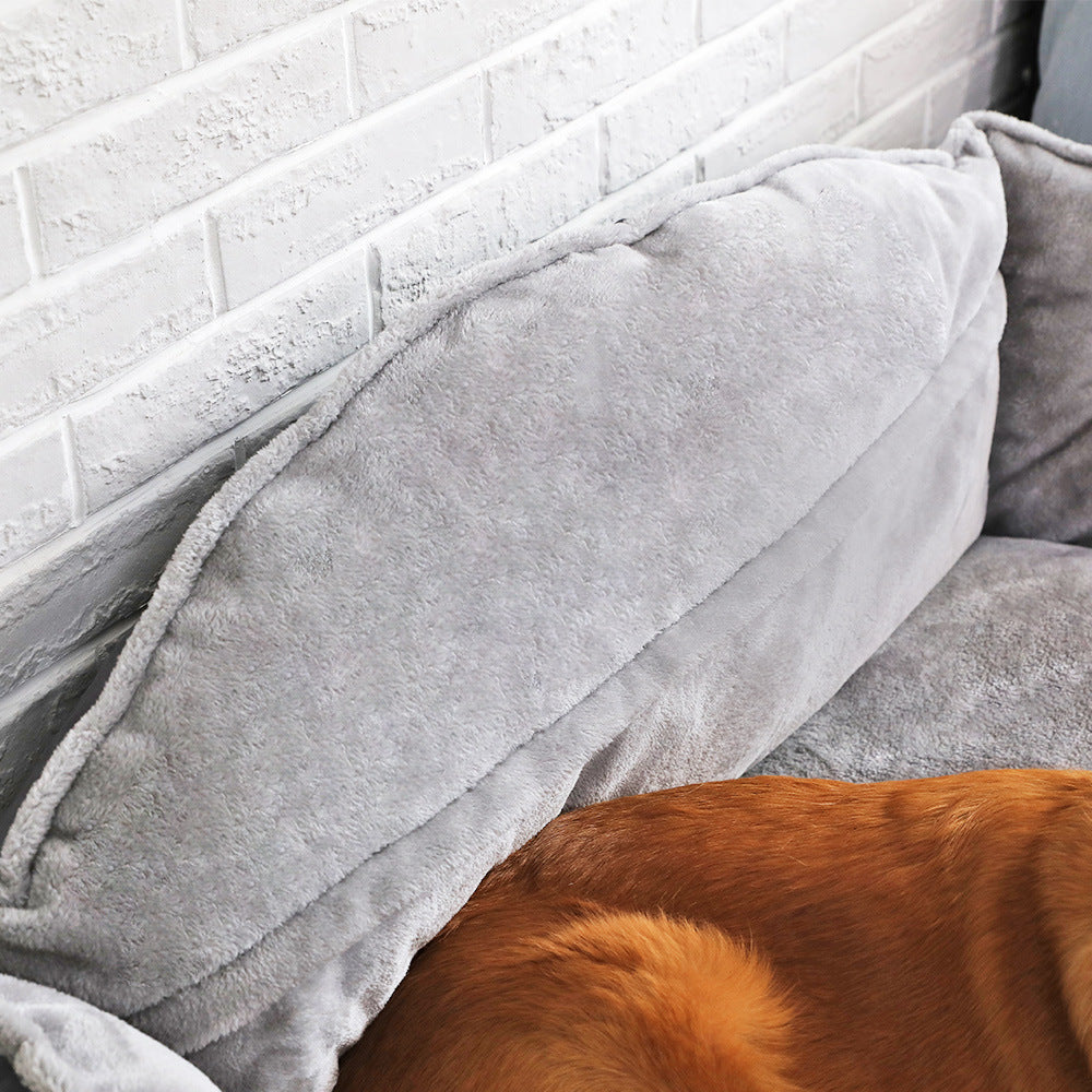 Large orthopedic pet bed for maximum comfort and relaxation